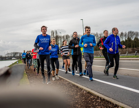 Watersportbaanloop ten voordele van H&H Education, georganiseerd door faculteit Politieke en Sociale Wetenschappen