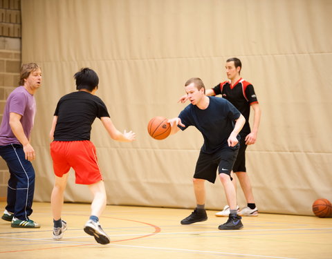 Sportnamiddag 2012 voor medewerkers UGent-11035