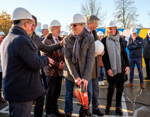 Eerstesteenlegging VEG-i-TEC onderzoeksgebouw voor de aardappel- en groentenverwerkende industrie in West-Vlaanderen