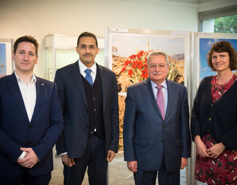 Bezoek ambassadeur Jemen aan tentoonstelling Connect2SocotraPlantentuin