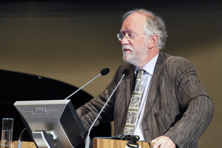 Herdenkingszitting prof. Julien Hoste, ererector UGent-12718