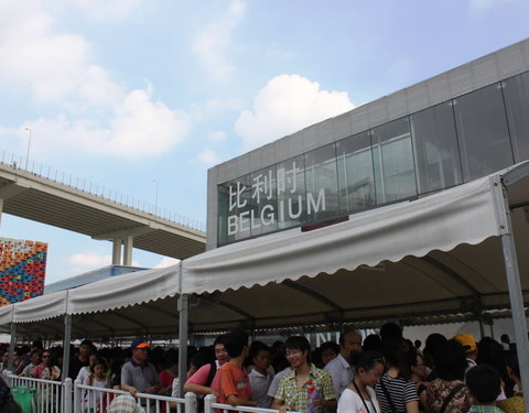 UGent met haar partners van het China Platform op de wereldtentoonstelling in Shanghai tijdens de Oost-Vlaamse week-16136