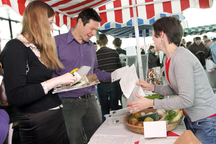 Ecomarkt, afsluiter van UGent energiecampagne 2012-2895