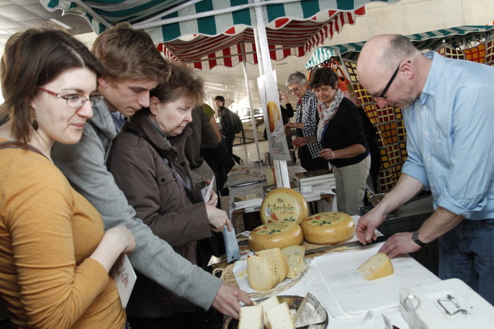 Ecomarkt, afsluiter van UGent energiecampagne 2012-2902