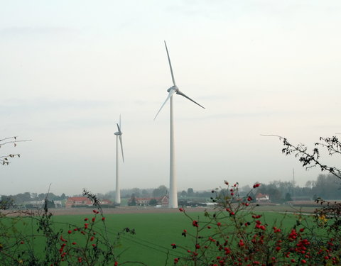 Windturbines op Proefhoeve van de site Melle-30699