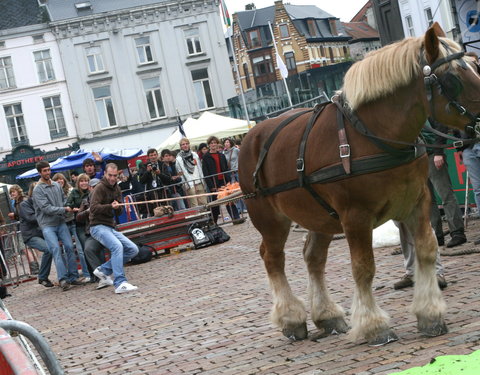 Student Kick-off 2007 op het Sint-Pietersplein-33678