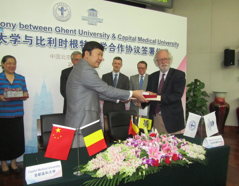 Ondertekening samenwerkingsakkoord met Capital Medical University in Beijing-34861