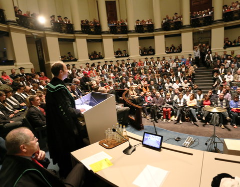 Proclamatie 2012/2013 faculteit Politieke en Sociale Wetenschappen, master Communicatiewetenschappen en master Conflict and Deve