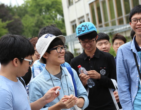 Koreaanse scholieren bezoeken UGent