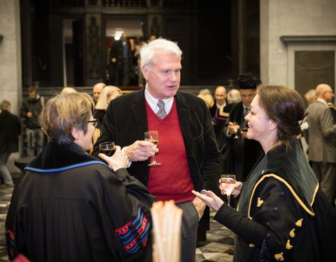 Uitreiking institutioneel eredoctoraat-47177