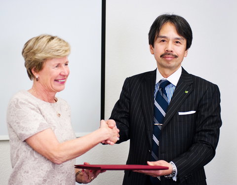 Ondertekening 'Memorandum of Understanding & Cooperation Agreement' met Mie University (Japan)-49352