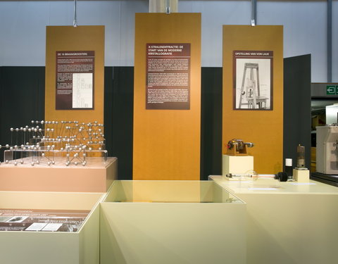 Tentoonstelling 'Kristallen Verhelderd' in het Museum voor de Geschiedenis van de Wetenschappen-51730