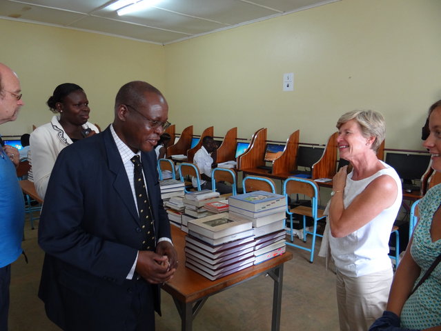Bezoek aan Oeganda en kennismaking met enkele onderwijs- en onderzoeksprojecten in samenwerking met de UGent-56423
