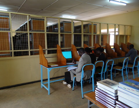Bezoek aan Oeganda en kennismaking met enkele onderwijs- en onderzoeksprojecten in samenwerking met de UGent-56425