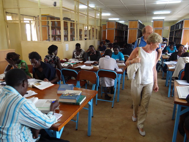 Bezoek aan Oeganda en kennismaking met enkele onderwijs- en onderzoeksprojecten in samenwerking met de UGent-56426