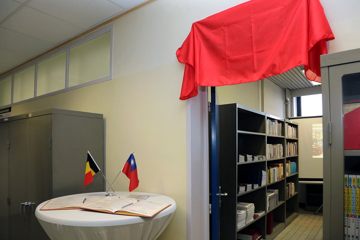 Opening Taiwan Resource Center for Chinese Studies in de vakgroepbibliotheek Sinologie-59995