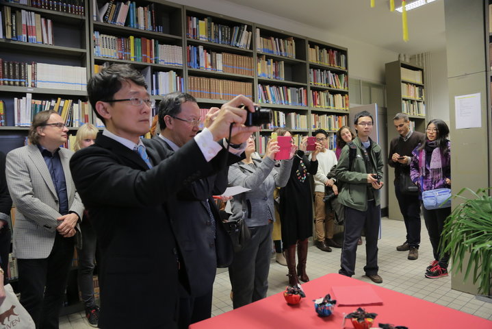 Opening Taiwan Resource Center for Chinese Studies in de vakgroepbibliotheek Sinologie-60021