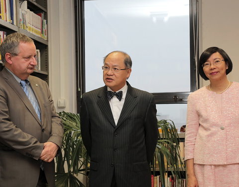Opening Taiwan Resource Center for Chinese Studies in de vakgroepbibliotheek Sinologie-60031