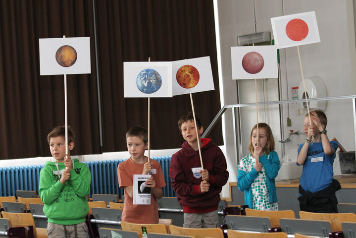 Kinderuniversiteit Gent over sterren en planeten, organisatie UGent en Volkssterrenwacht Armand Pien-6035