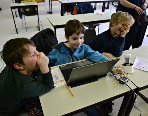 Kinderuniversiteit in Campus Schoonmeersen: 'Hoe maak je het? Met een ingenieur!'-61245