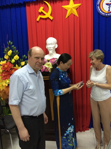 UGent delegatie bezoekt Vietnam-64013