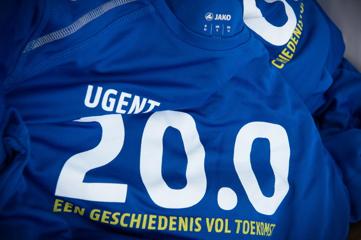 Estafetteloop van Gent naar Luik naar aanleiding van 200 jaar UGent en ULg