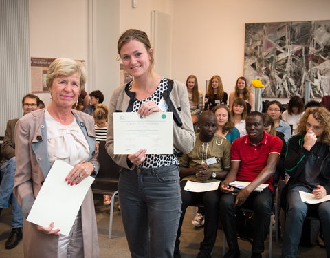 Overhandiging certificaten Summer School 'Health & Migration 2017'