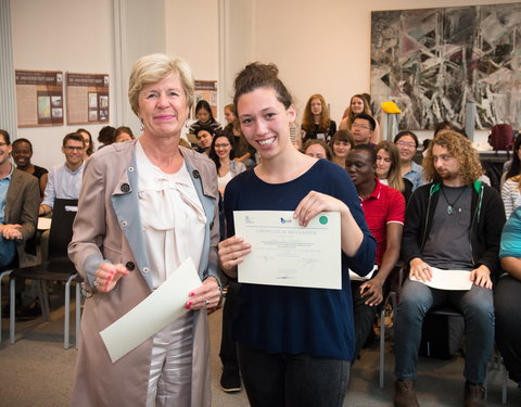 Overhandiging certificaten Summer School 'Health & Migration 2017'