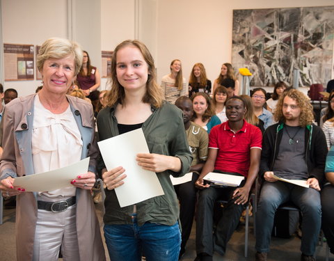 Overhandiging certificaten Summer School 'Health & Migration 2017'