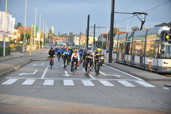 Willem I fietstocht, een symbolische fietstocht van 200 km tussen Gent en Luik