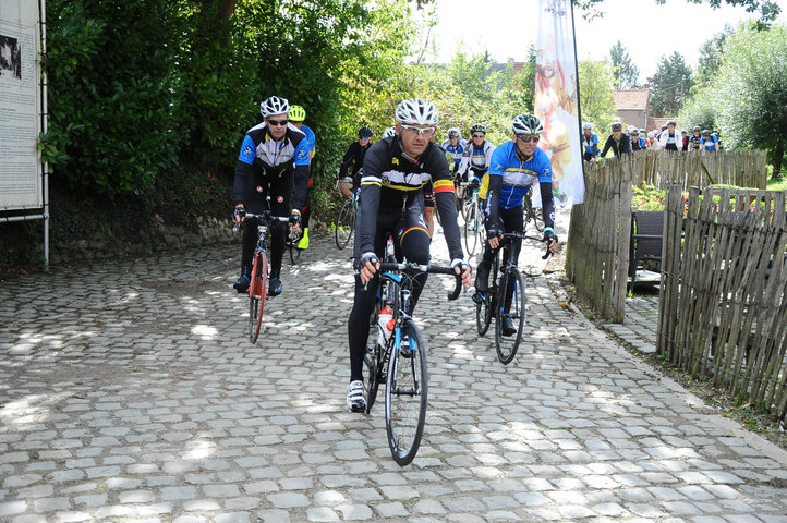 Willem I fietstocht, een symbolische fietstocht van 200 km tussen Gent en Luik