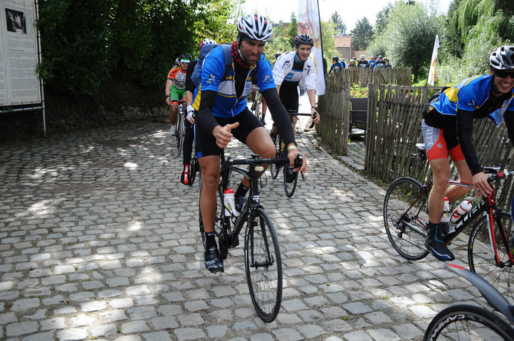 Willem I fietstocht, een symbolische fietstocht van 200 km tussen Gent en Luik