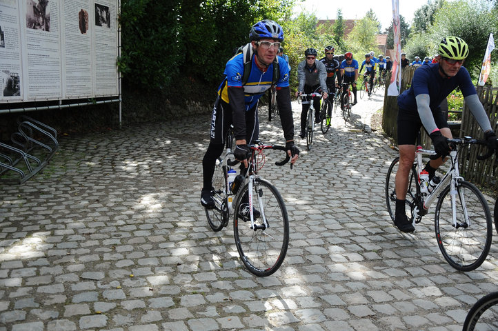 Willem I fietstocht, een symbolische fietstocht van 200 km tussen Gent en Luik