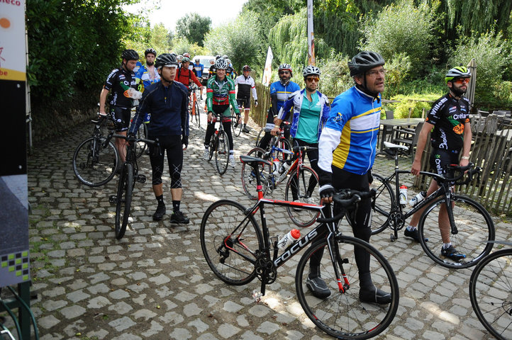 Willem I fietstocht, een symbolische fietstocht van 200 km tussen Gent en Luik