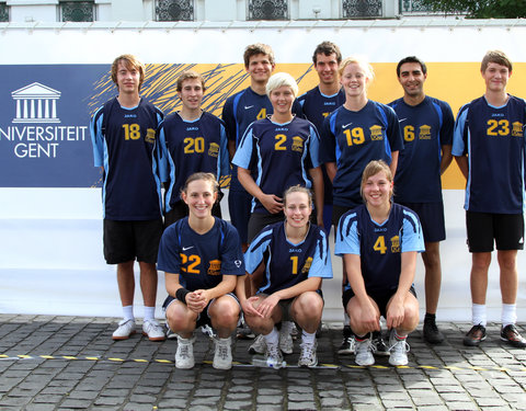 Interuniversitaire sportwedstrijden n.a.v. de opening van nieuwe studentenhomes aan de Kantienberg-8889