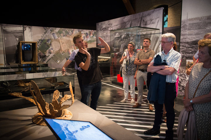Alumni nocturne: tentoonstelling 'Sporen van Oorlog' in Flanders Fields Museum (Ieper)