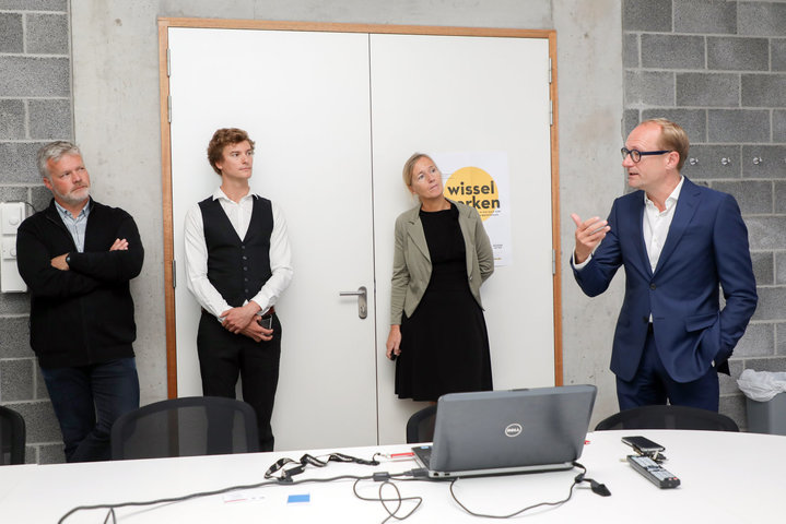 Voorstelling virtual reality applicatie die gevaarherkenning meet bij jonge fietsers